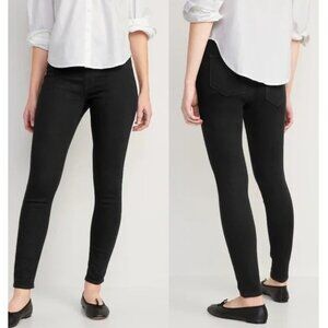 Old Navy Super Skinny Black Pull-On Jeggings